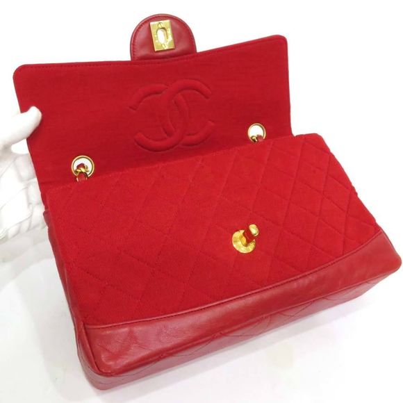 Chanel Matelasse Chain Shoulder Bag Red Leather - Picture 9 of 13